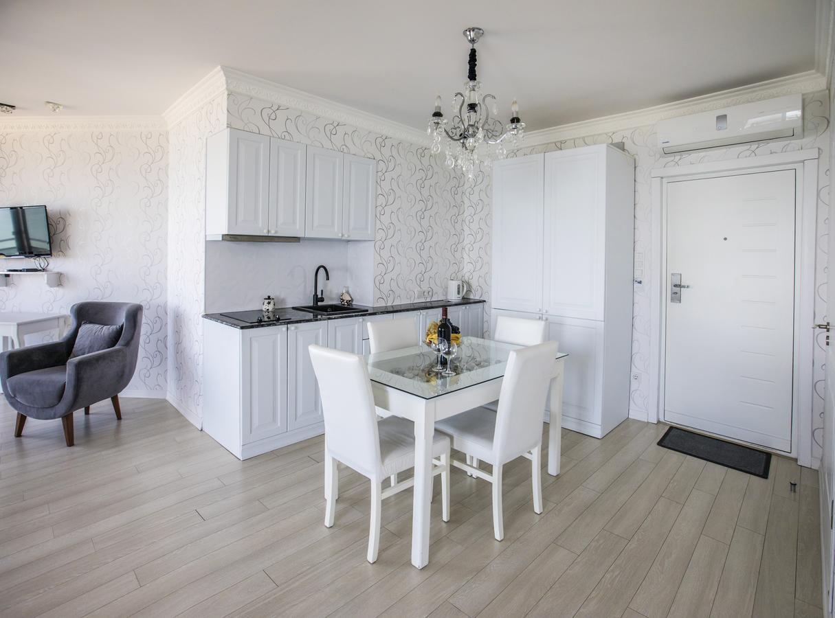 Tina'S Apartments With Panoramic Sea View Batumi Ngoại thất bức ảnh