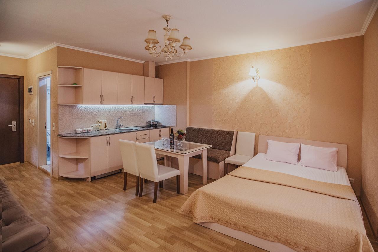 Tina'S Apartments With Panoramic Sea View Batumi Ngoại thất bức ảnh